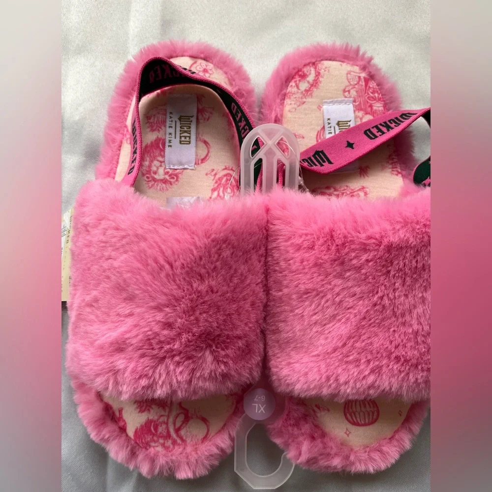 Girls' Wicked x Katie Kime Slippers